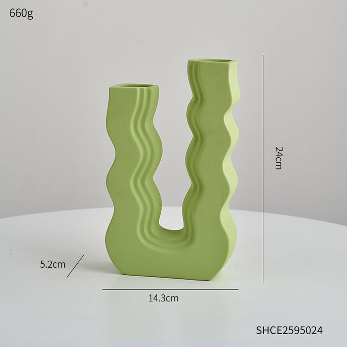 Large Ushaped green