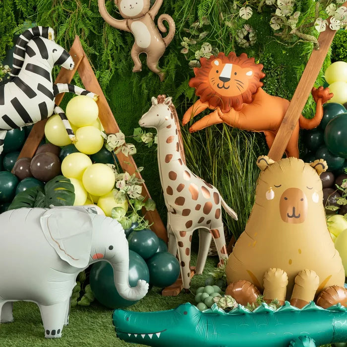 Standing Giraffe Balloon 47”